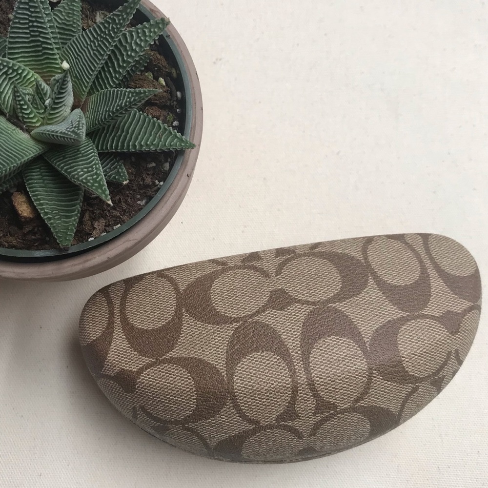 Coach Sunglasses Case New with logo cleaning cloth